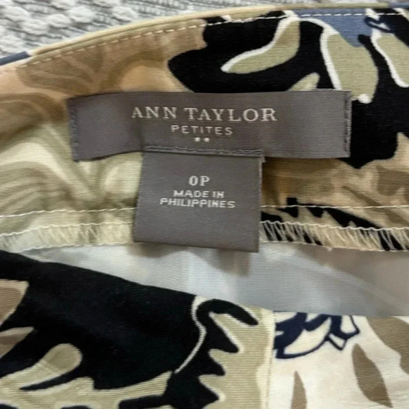 Ann Taylor Petites Size 0P Floral Skirt. Blue, khaki, cream and black. - Picture 6 of 6